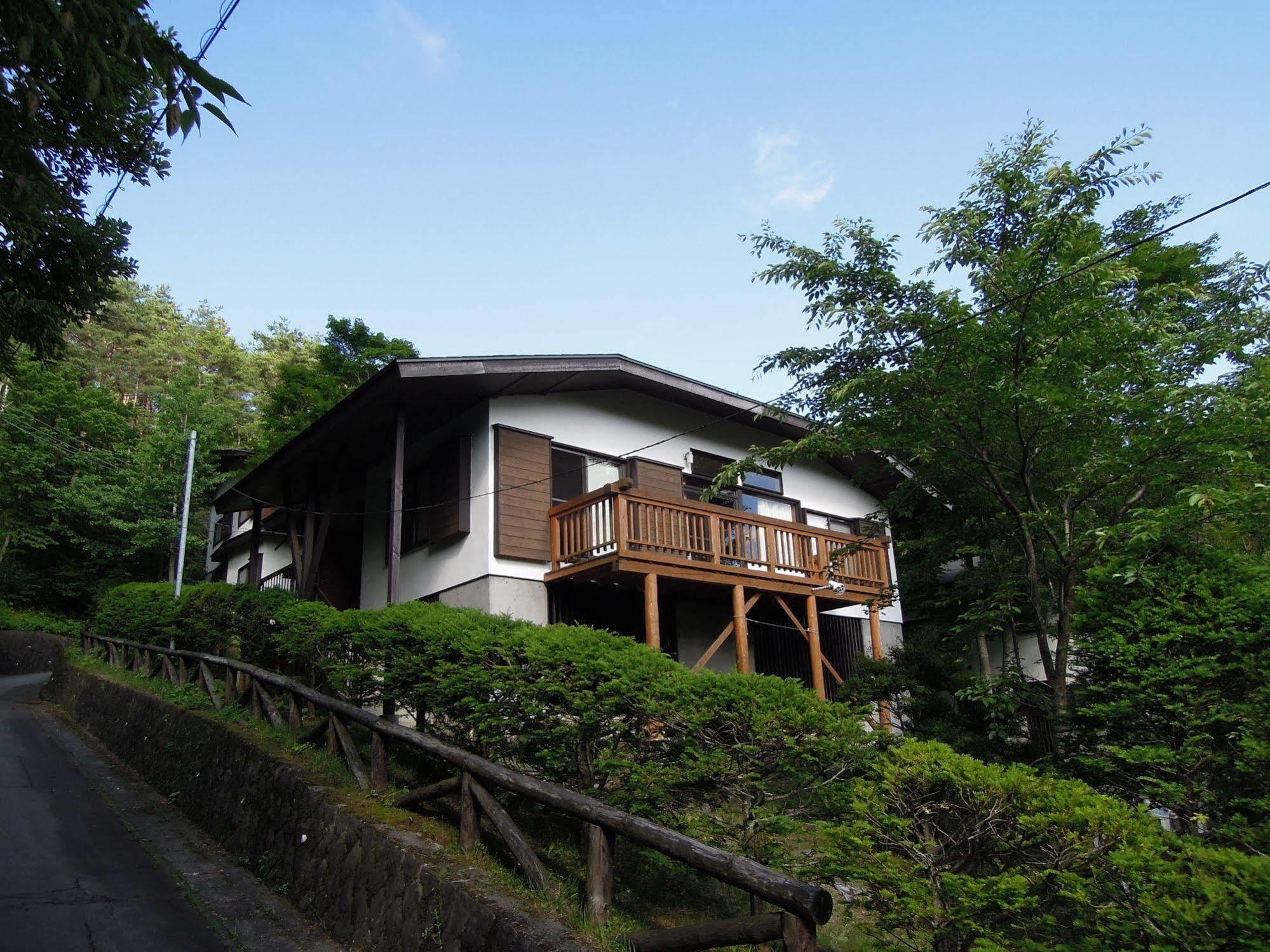 Отель Risumura Holiday House Яманакако Экстерьер фото